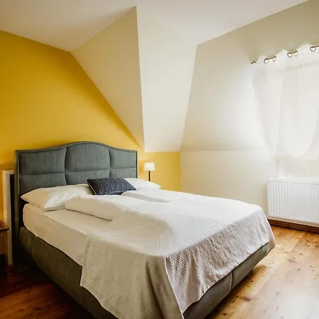 Inn Schlossgasthof & Rosenburg