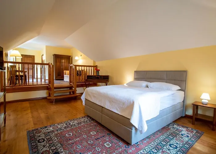 Estalagem Schlossgasthof & Rosenburg