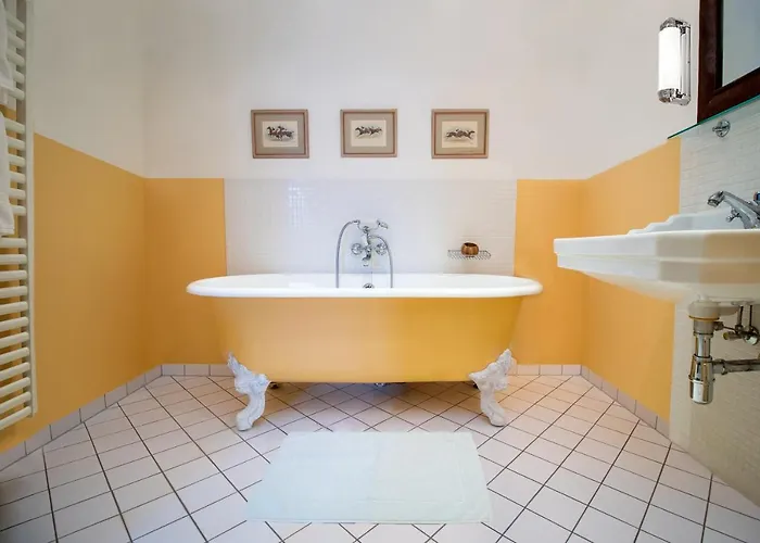 Estalagem Schlossgasthof & *