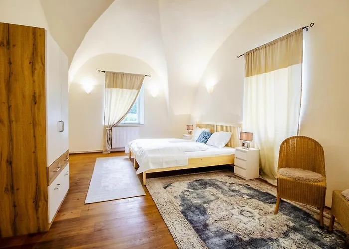 Schlossgasthof & Estalagem Rosenburg