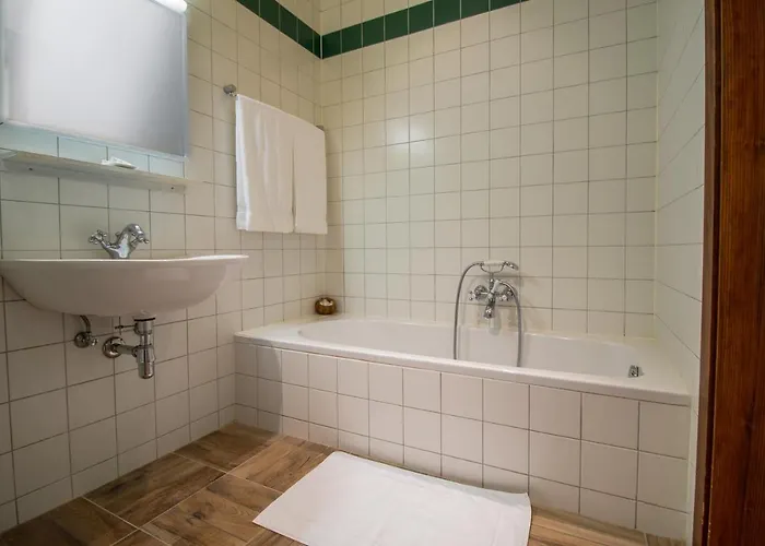 Schlossgasthof & Estalagem Rosenburg